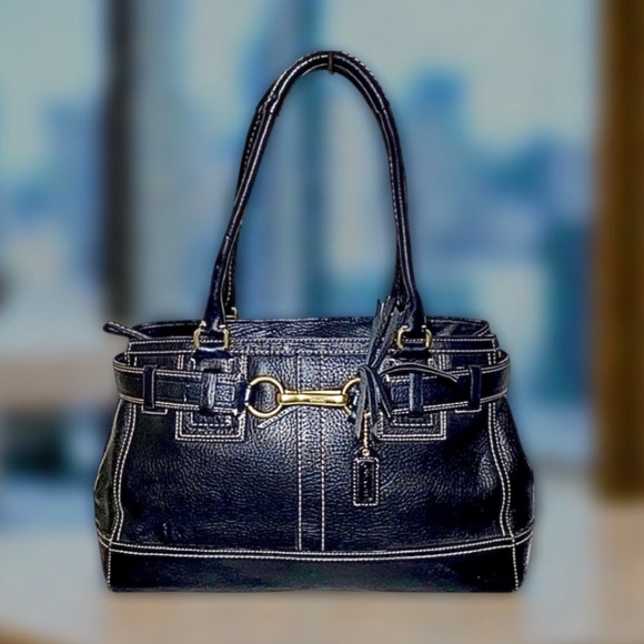 Coach Hampton Coach Leather Satchel like new - Picture 9 of 15